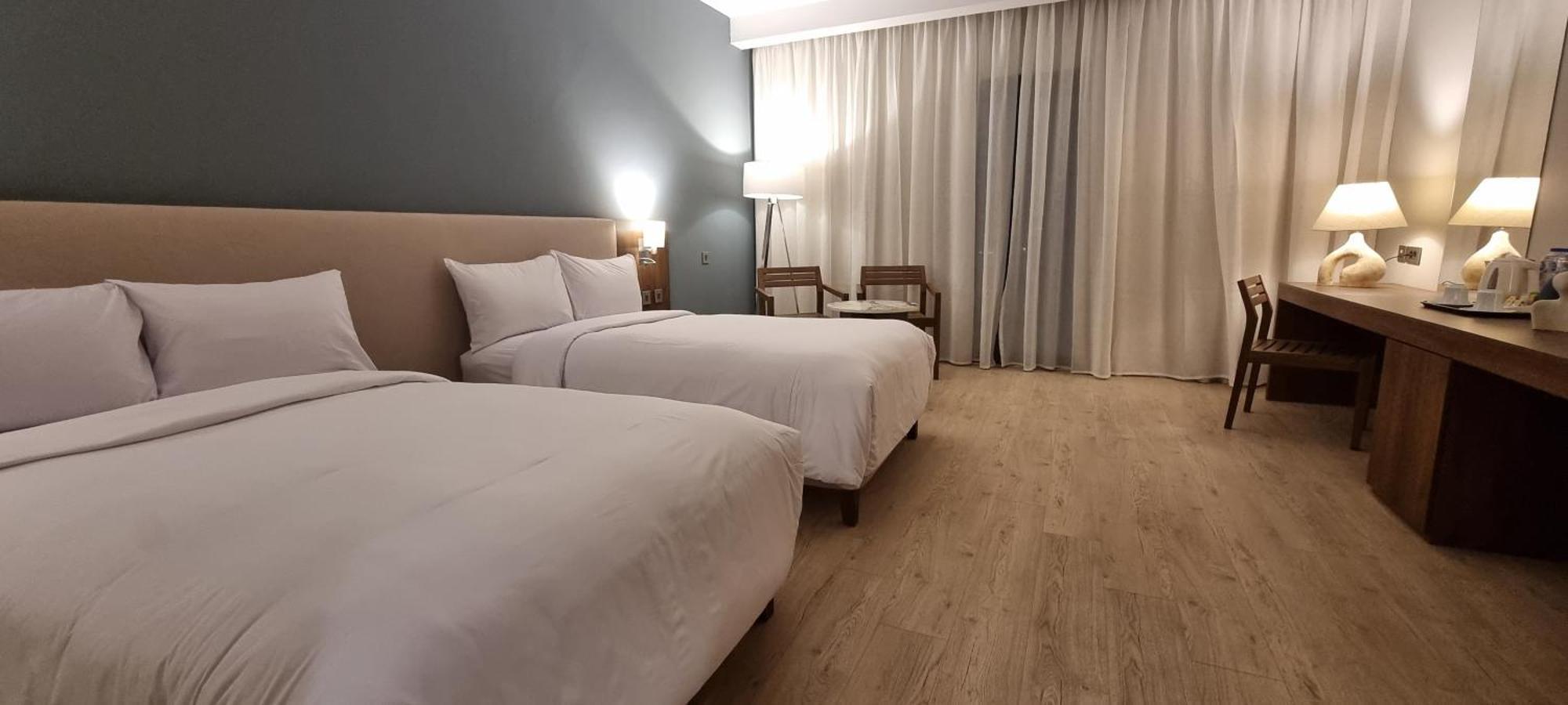Phoenix Hotel & Wellness Sheikh Zayed City ภายนอก รูปภาพ